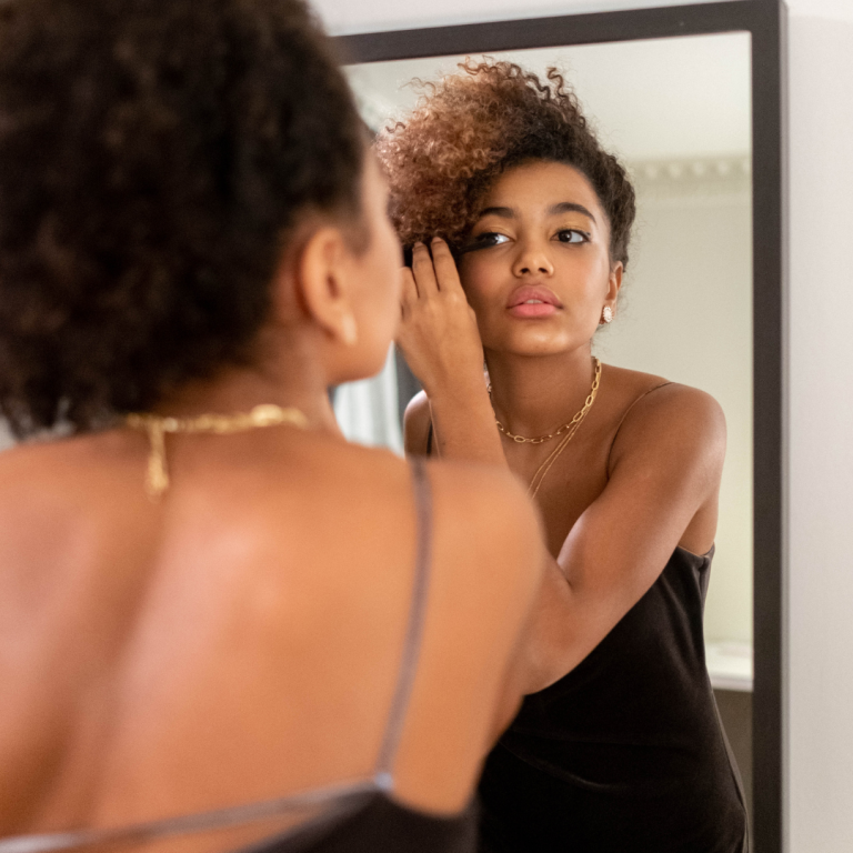 4 Ways to Love Yourself as a Black Woman With Mental Health Challenges